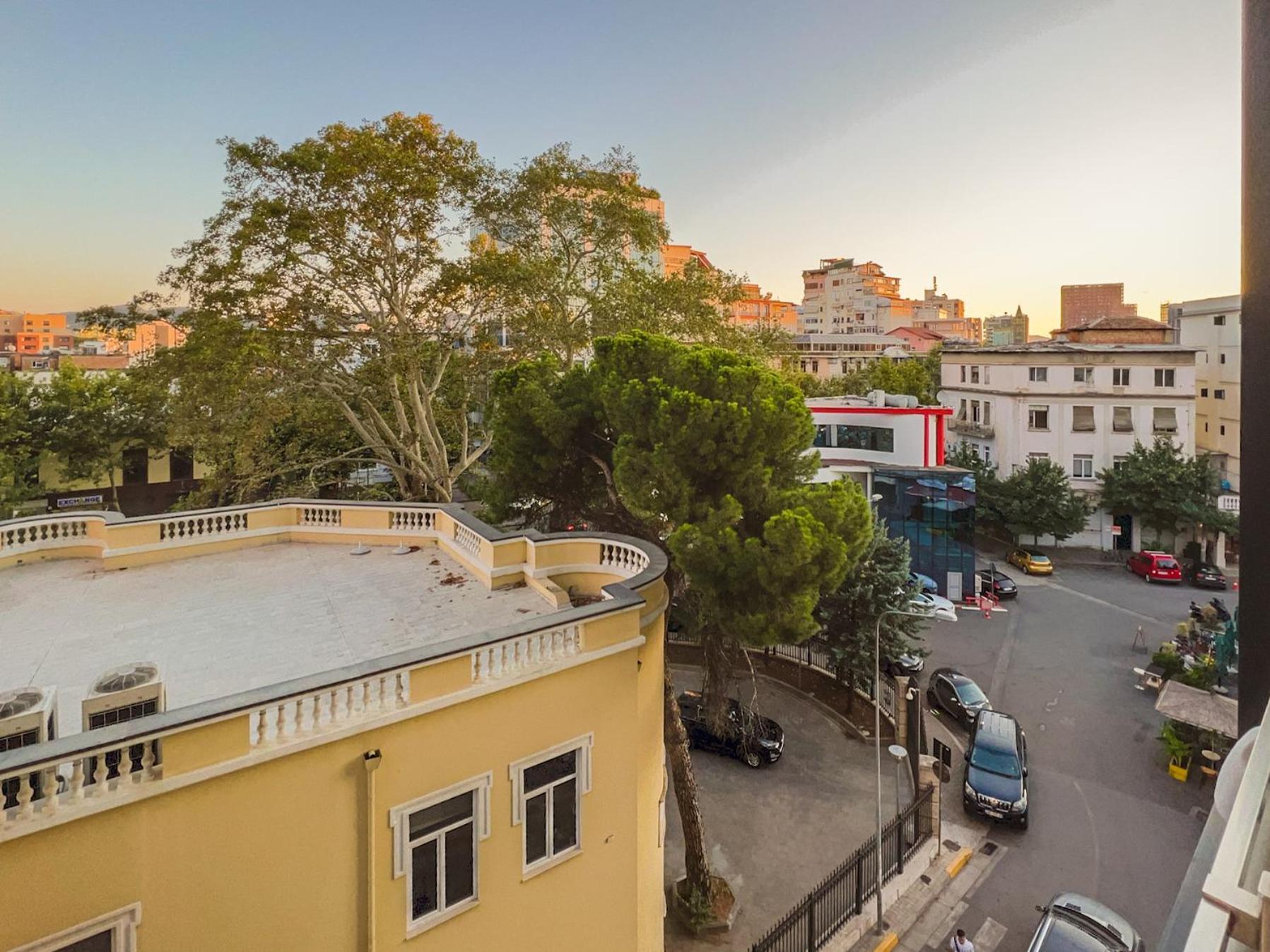 Downtown Grand Comfort Тирана Екстер'єр фото