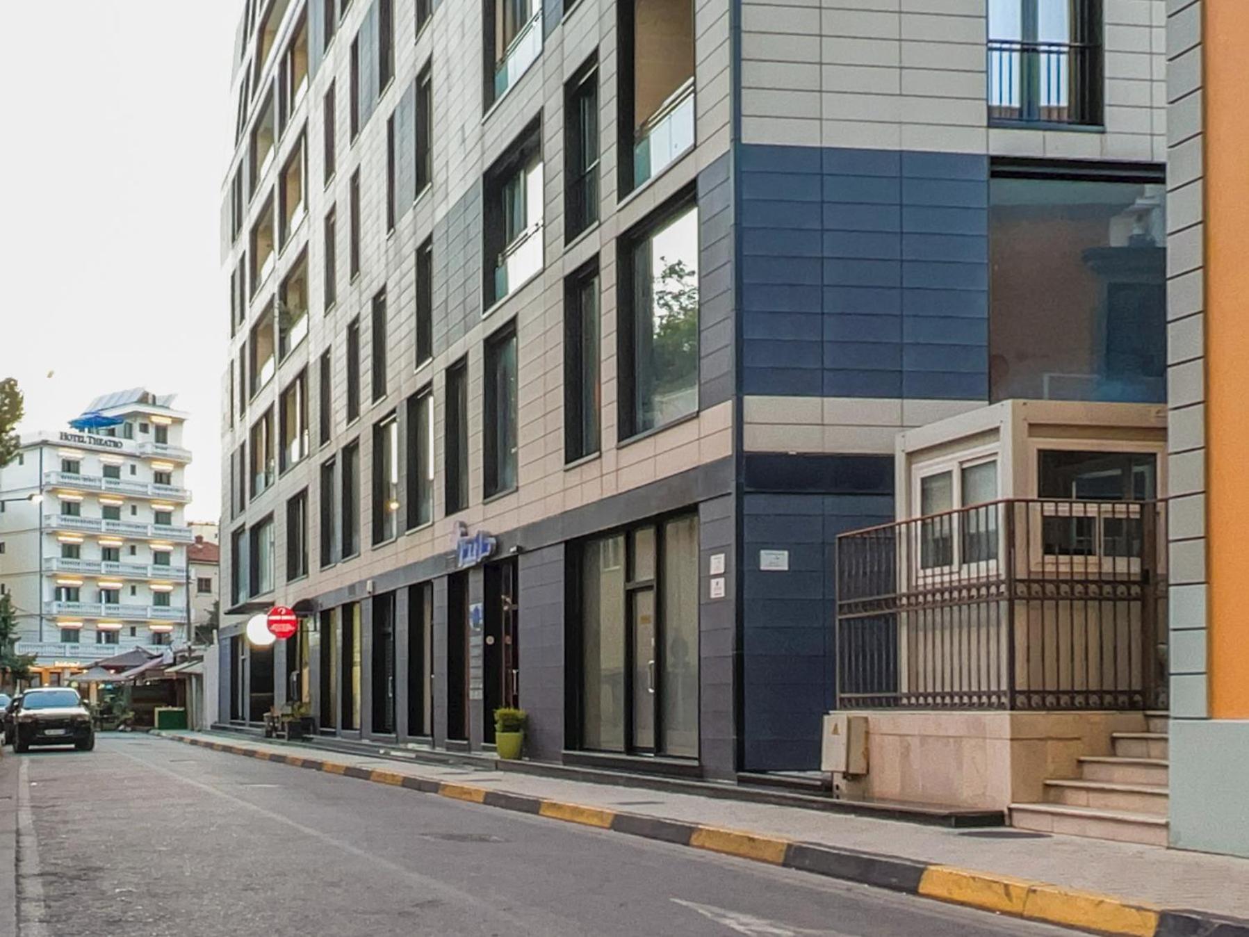 Downtown Grand Comfort Тирана Екстер'єр фото