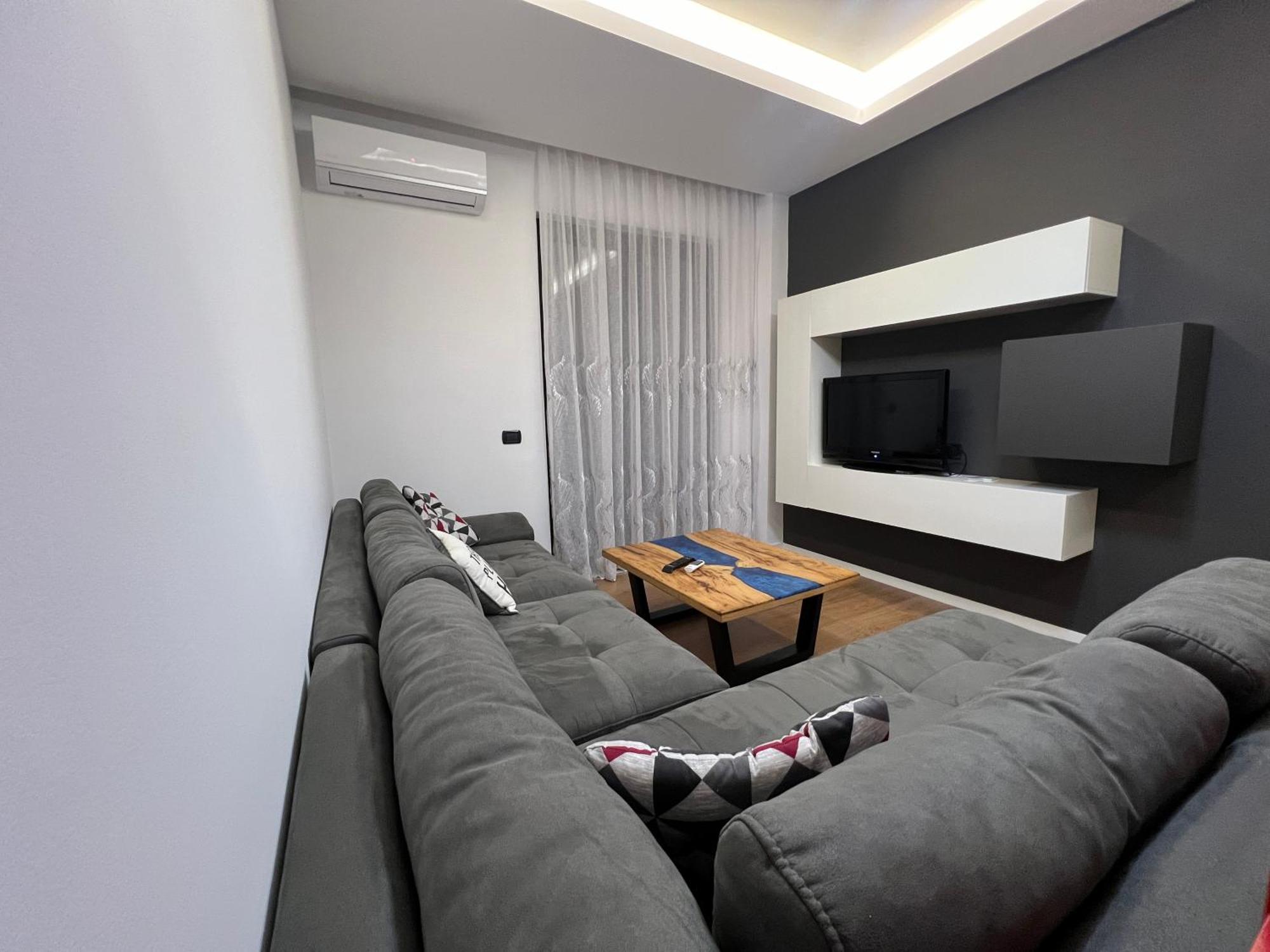 Downtown Grand Comfort Тирана Екстер'єр фото