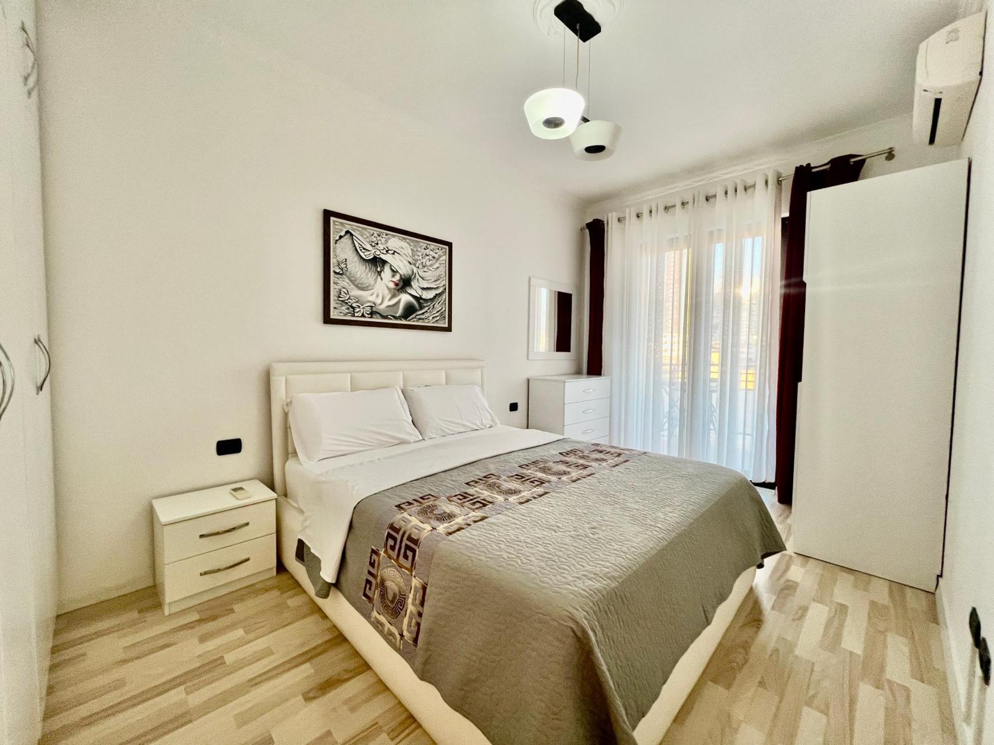 Downtown Grand Comfort Тирана Екстер'єр фото